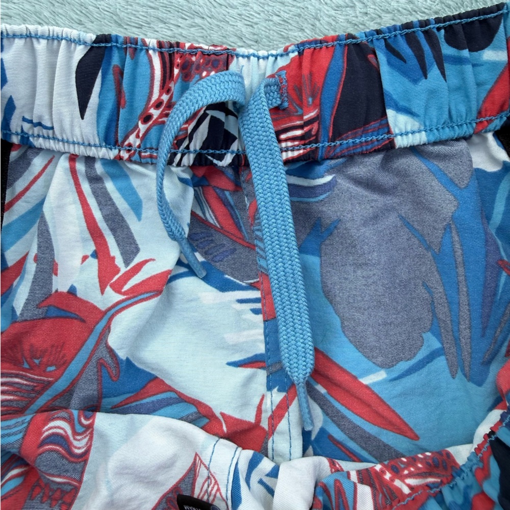 Patagonia Women's Barely Baggies Shorts - Picture 4 of 6